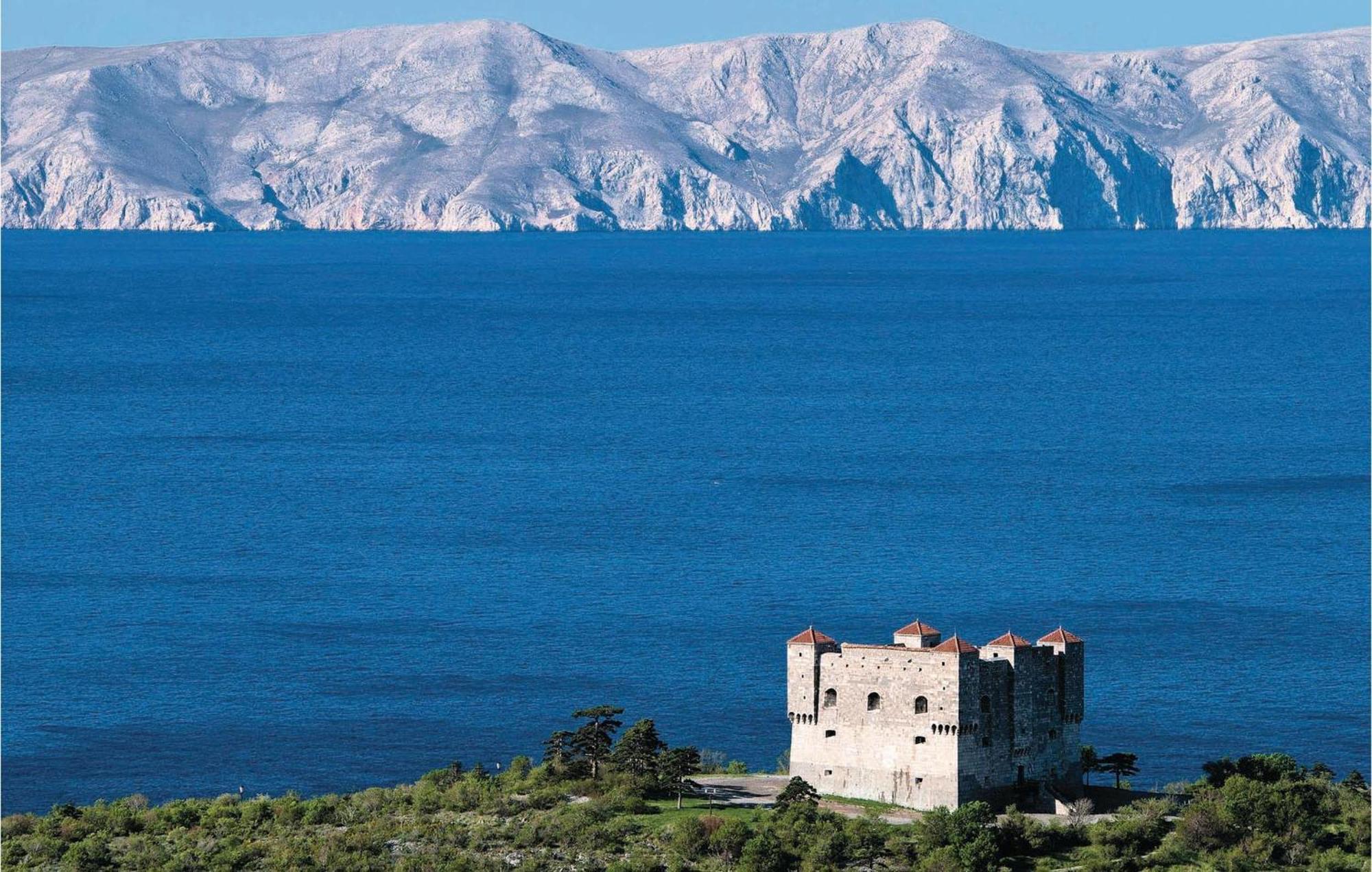 Nice Apartment In Senj With Ethernet Internet Exterior photo